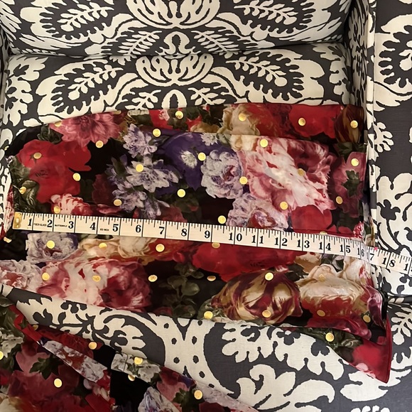 EXPRESS Off-the-Shoulder Floral Top with Gold Metallic Polka Dots-SZ Lg - Picture 11 of 16